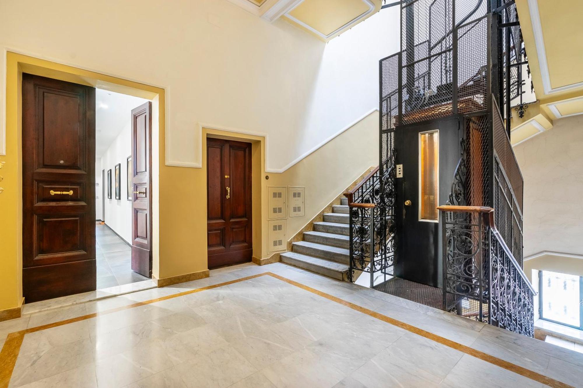 San Marco White Appartamento Luxury Con Garage Su Richiesta Firenze Eksteriør billede
